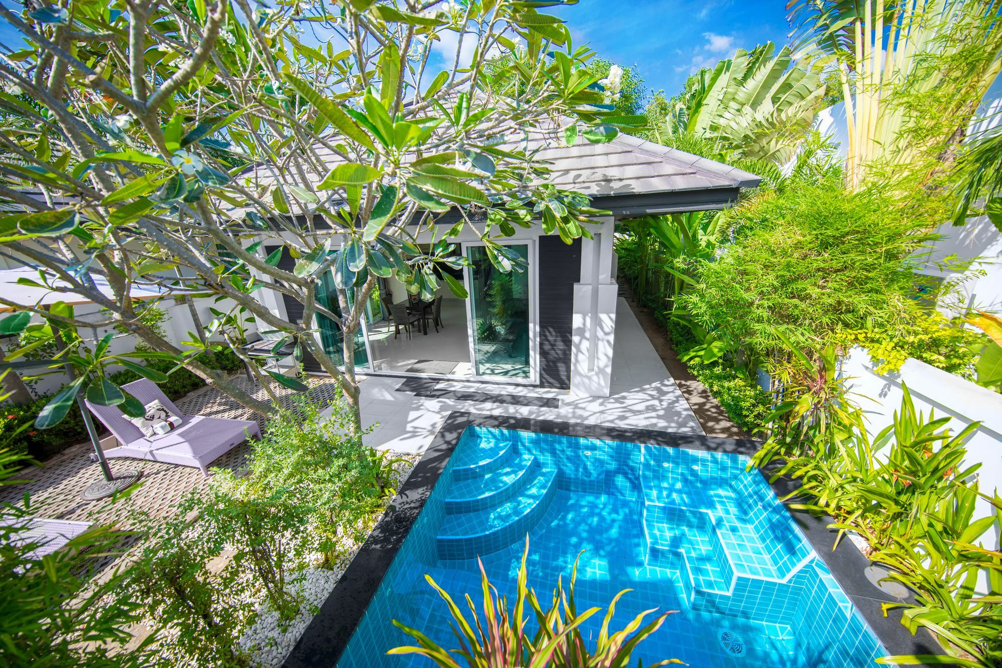 Colibri Pool Villa Pattaya Джомтьен Экстерьер фото