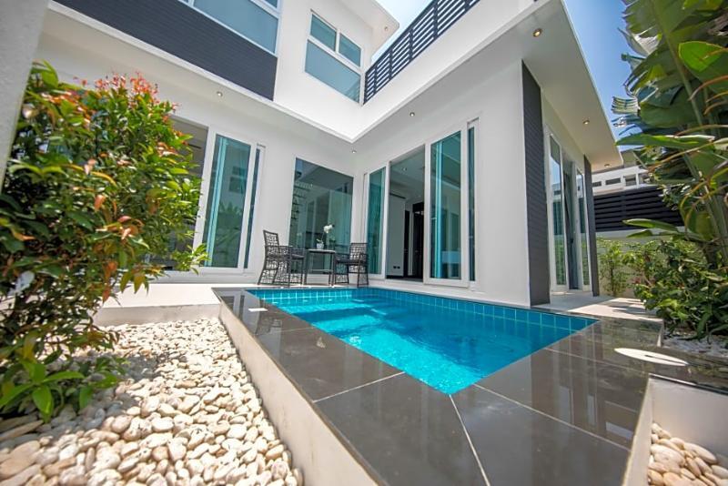 Colibri Pool Villa Pattaya Джомтьен Экстерьер фото